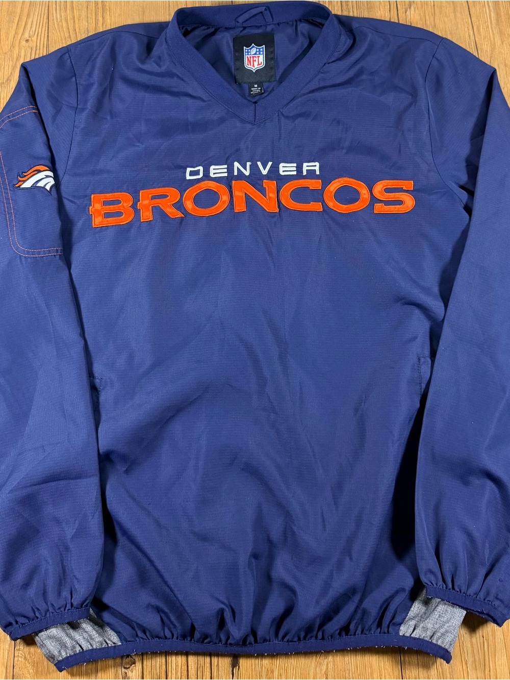 Denver Broncos NFL Mens M Pullover Windbreaker Jacket Navy Embroidered Football